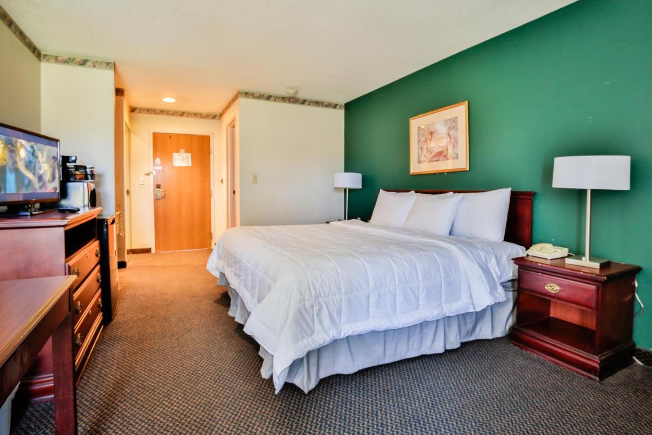 The View Inn & Suites Bethlehem / Allentown / Lehigh Airport ภายนอก รูปภาพ